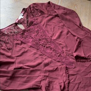 COCO + JAMESON Lace Burgundy Longsleeve Blouse L